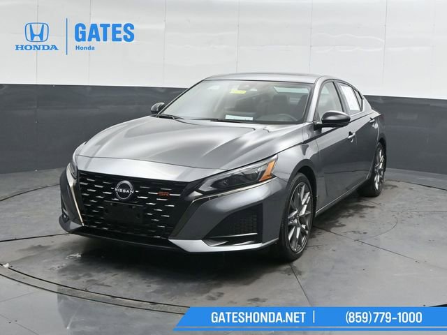 Used 2023 Nissan Altima 2.0 SR image 6