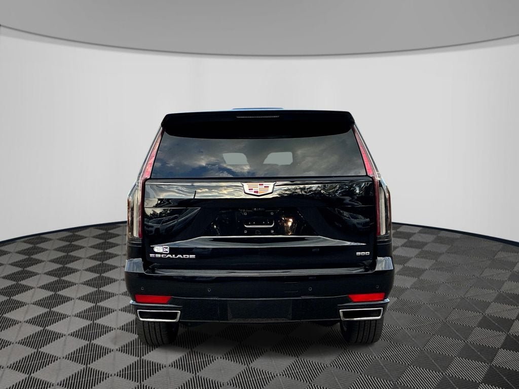 Used 2024 Cadillac Escalade Premium Luxury w/ Performance Package AWD/4WD image 6