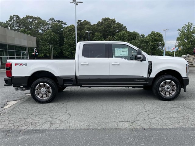 New 2025 Ford F250 King Ranch w/ FX4 Off-Road Package image 8