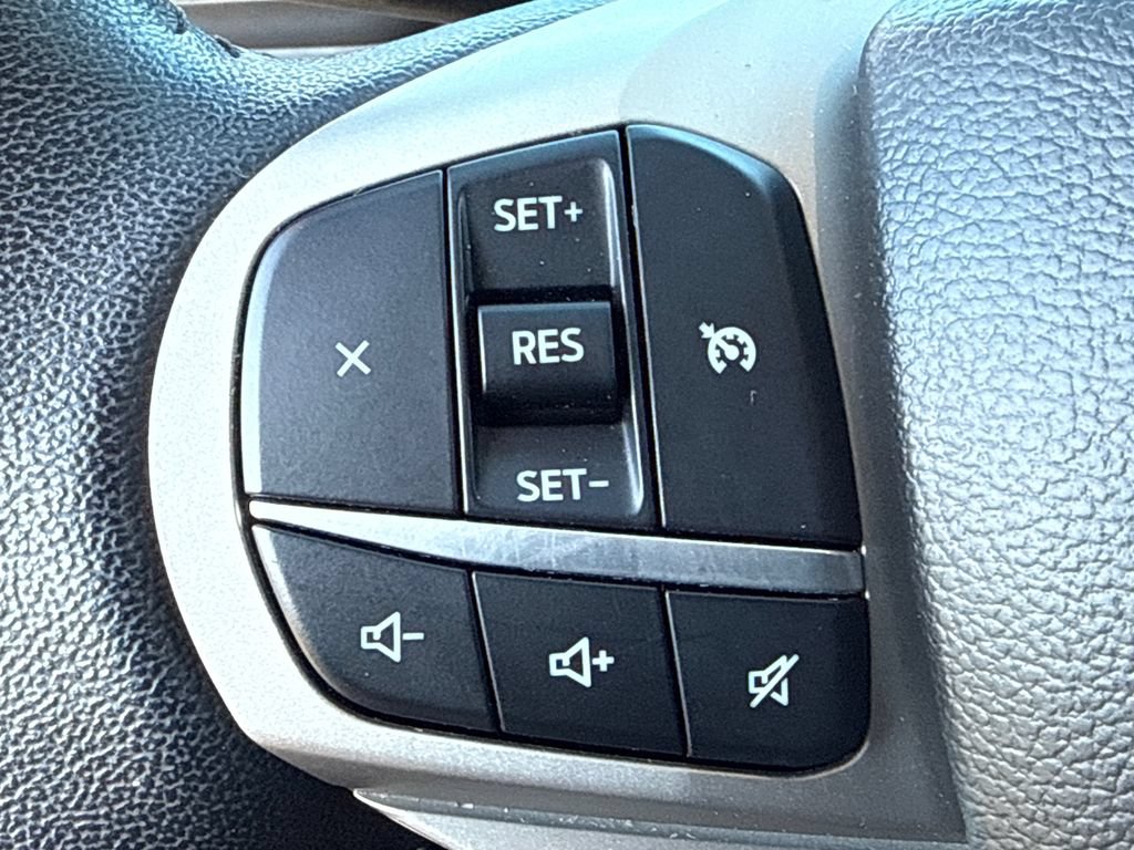 Used 2023 Ford Explorer XLT w/ Equipment Group 202A AWD/4WD image 26