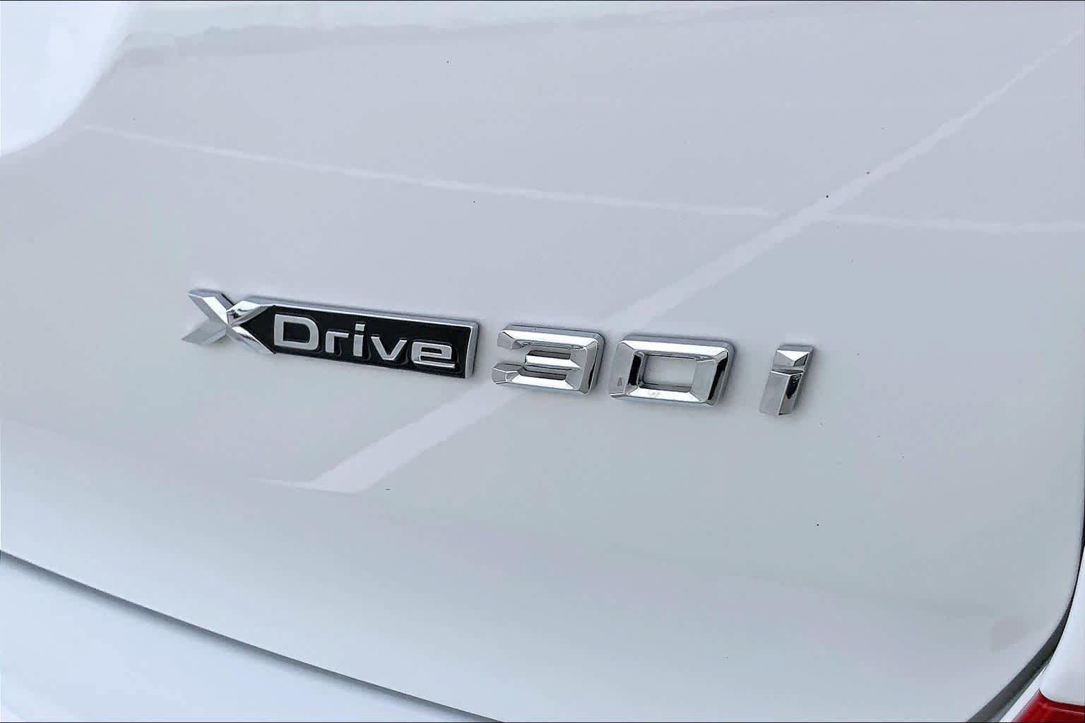 Used 2020 BMW X3 xDrive30i w/ M Sport Package 2 AWD/4WD image 9