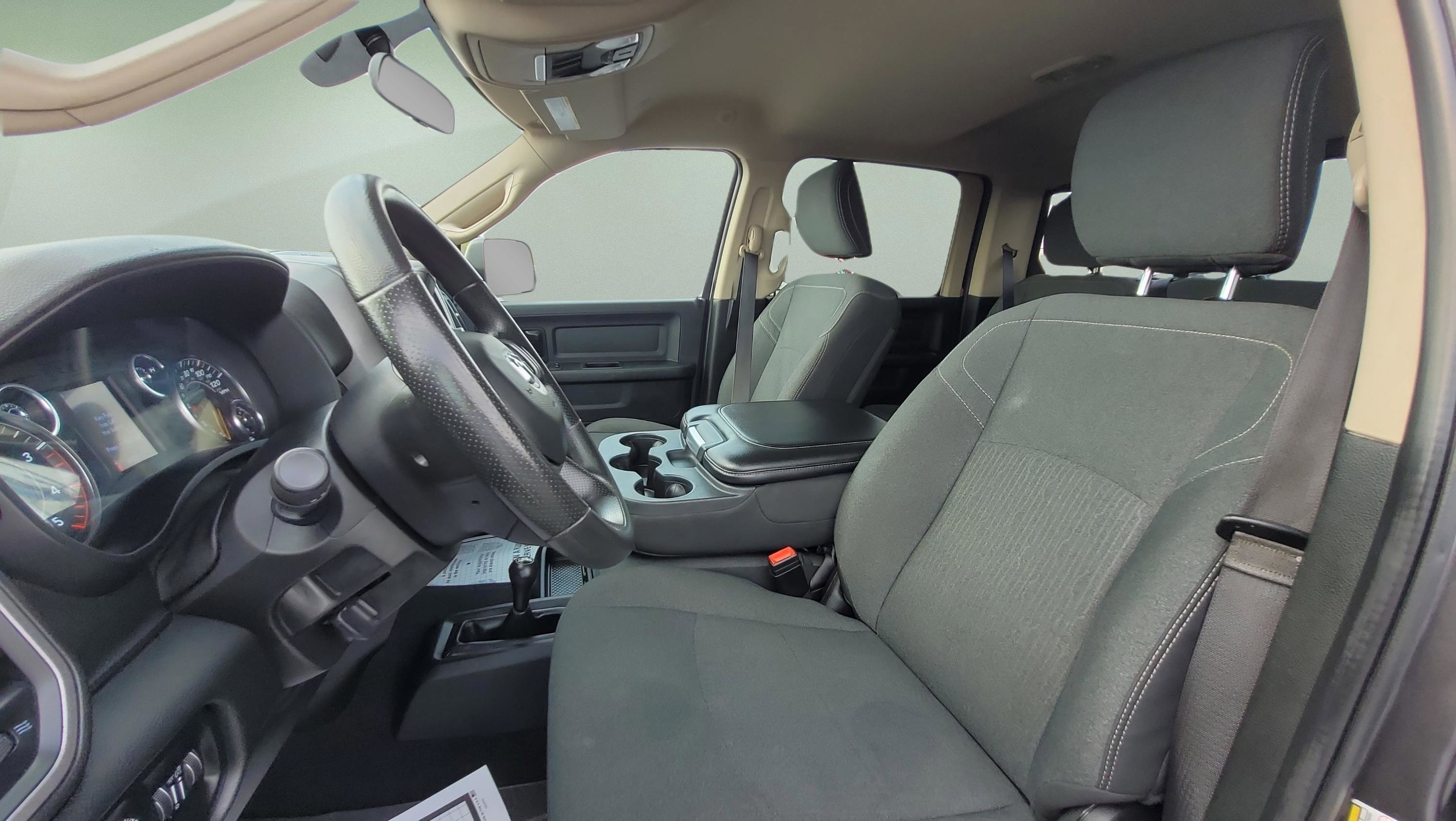 Used 2020 RAM 3500 Tradesman image 29