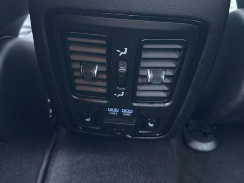 Certified 2024 Dodge Durango GT image 50