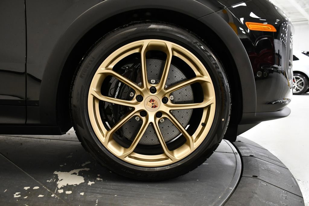 New 2026 Porsche Cayenne Turbo GT AWD/4WD image 18