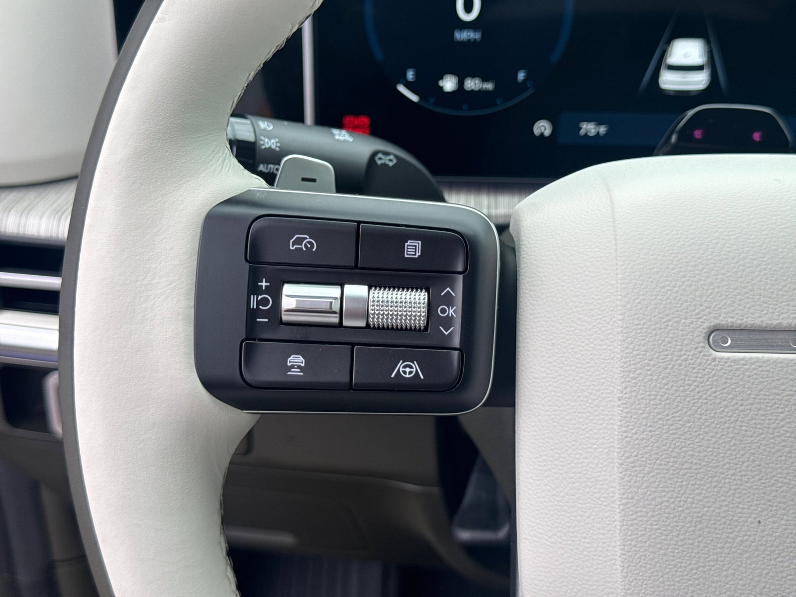 New 2025 Hyundai Santa Fe Calligraphy image 18