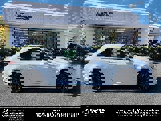 New 2025 Lexus RC 350 F Sport w/ Navigation Package RWD image 5