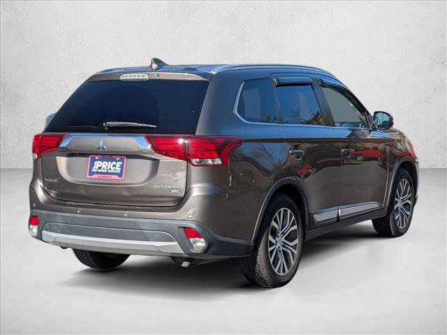 Used 2017 Mitsubishi Outlander SEL image 5