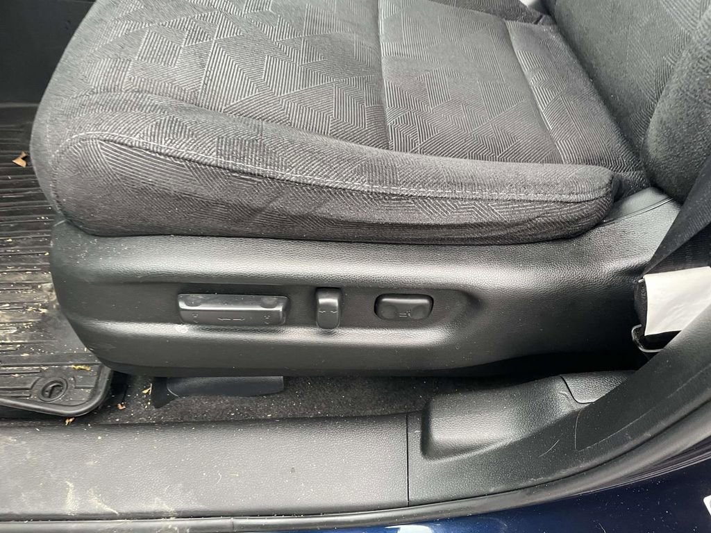 Used 2022 Honda Pilot Sport image 29