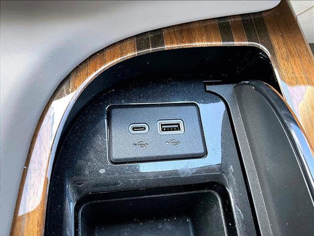 Used 2024 Cadillac Escalade Sport Platinum AWD/4WD image 26