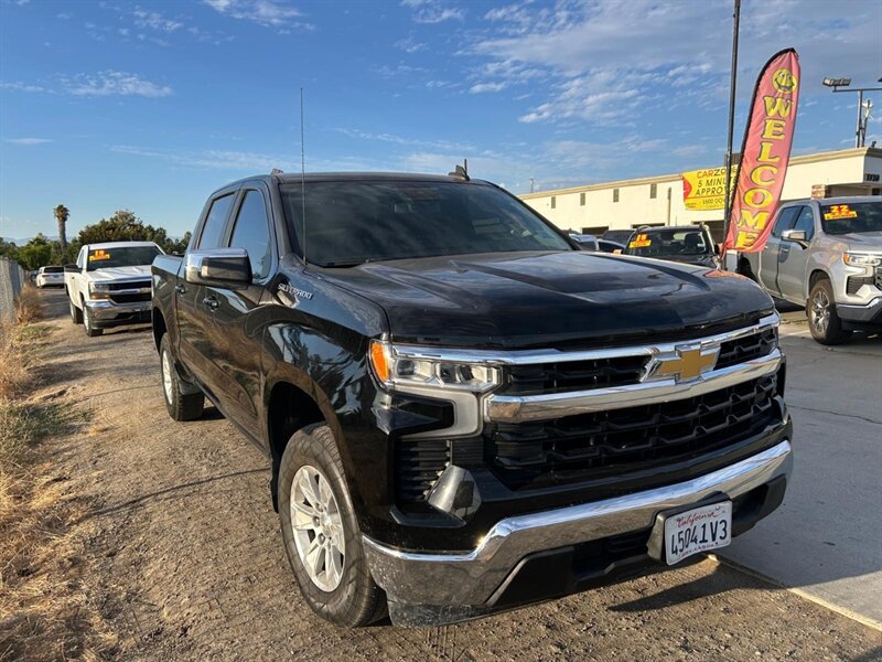 Used 2023 Chevrolet Silverado 1500 LT RWD image 2