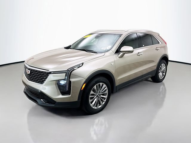 Used 2024 Cadillac XT4 Premium Luxury w/ Technology Package image 4