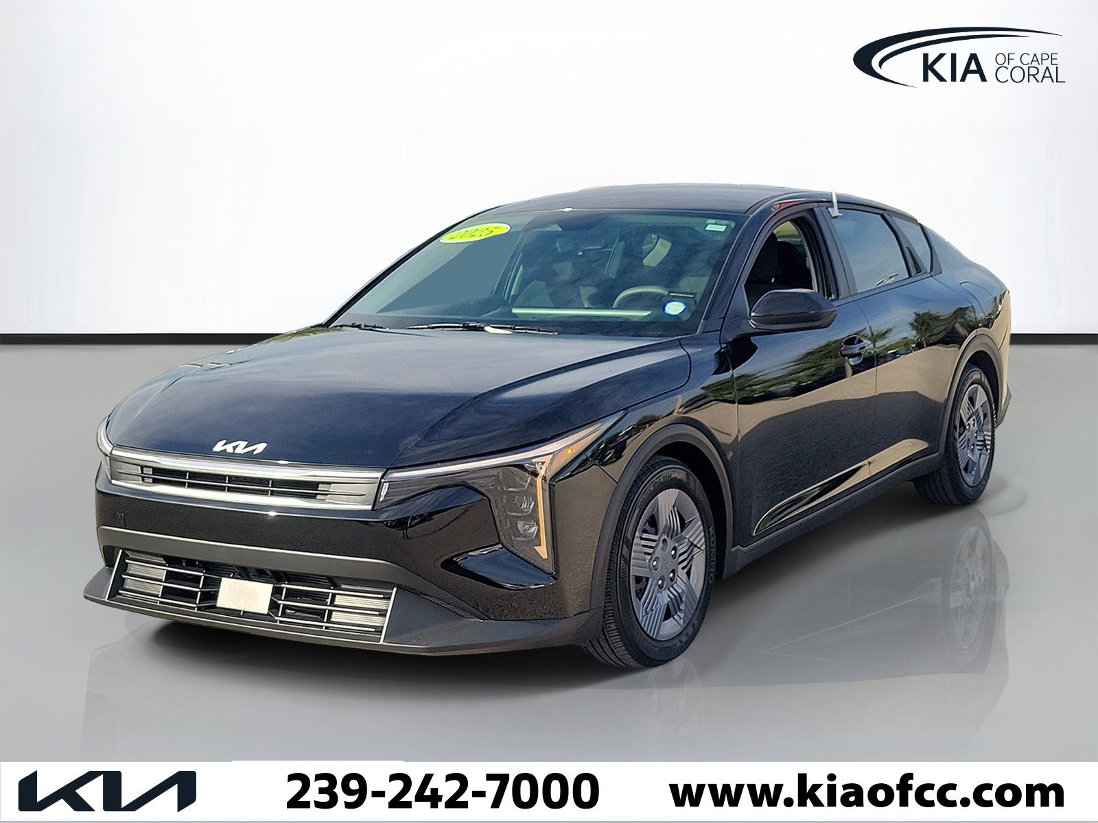 Used 2025 Kia K4 FWD image 3