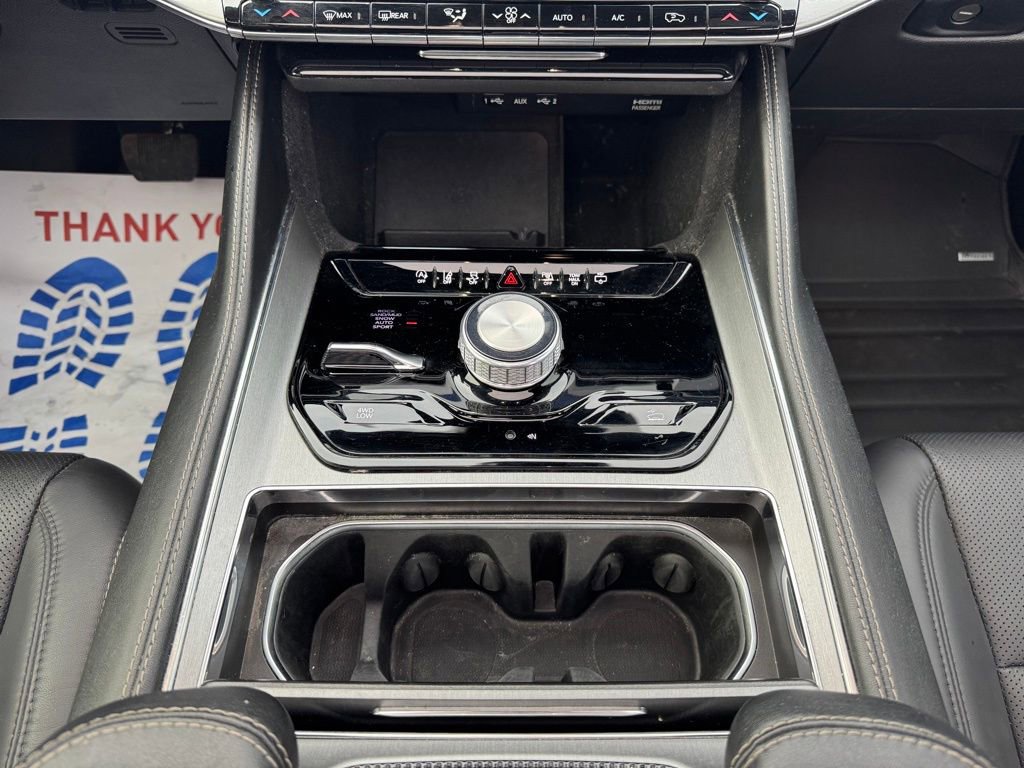 Used 2024 Jeep Wagoneer Series II image 21