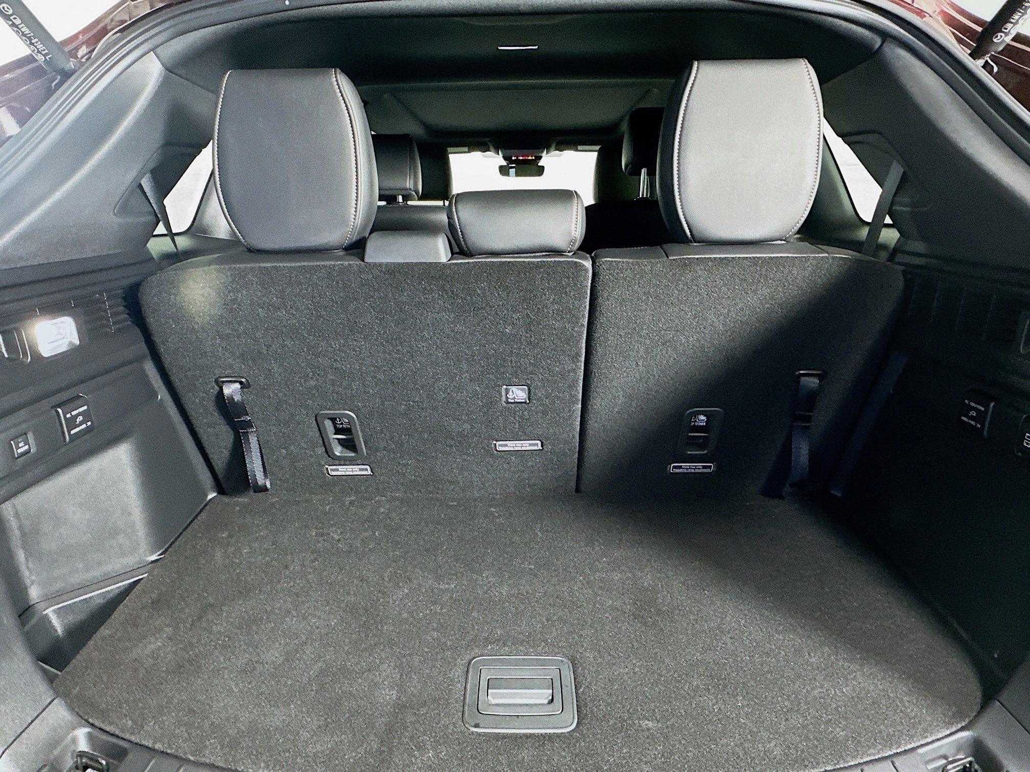 Used 2024 MAZDA CX-90 Plug-In Hybrid w/ Premium Plus image 31