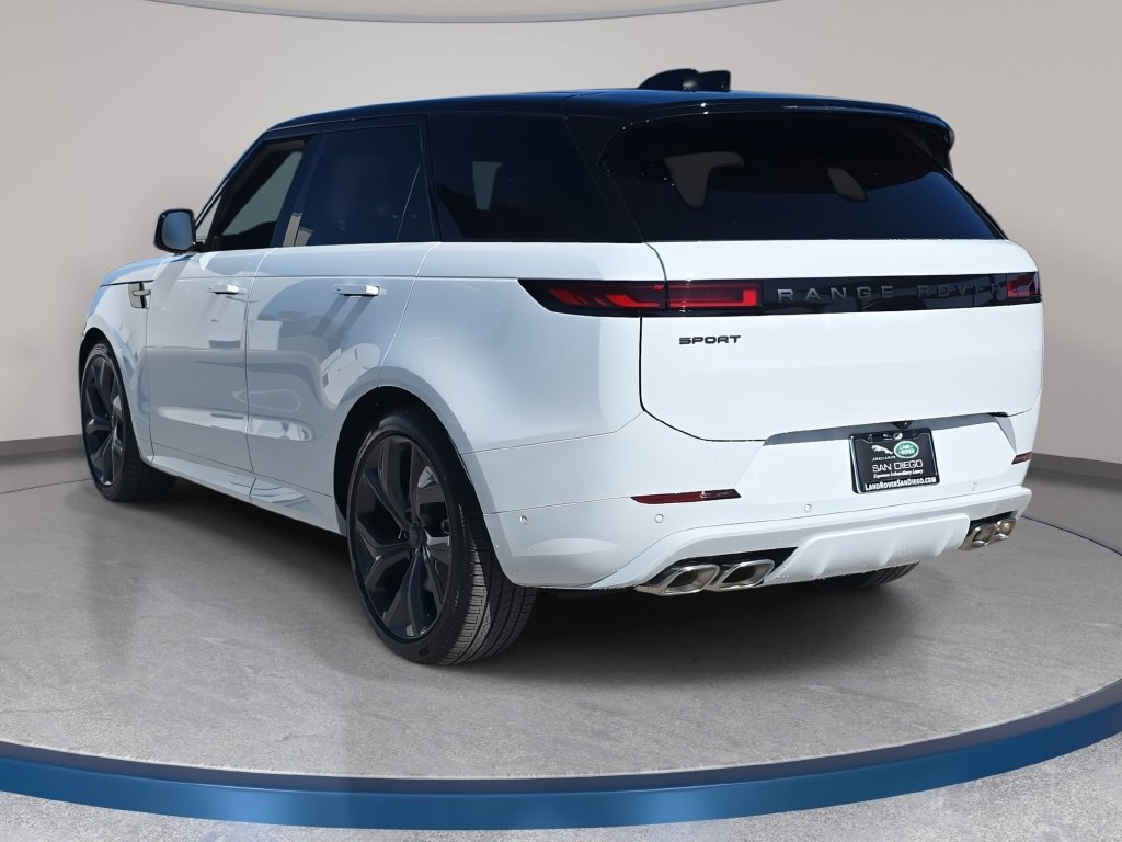 New 2026 Land Rover Range Rover Sport Dynamic SE AWD/4WD image 7