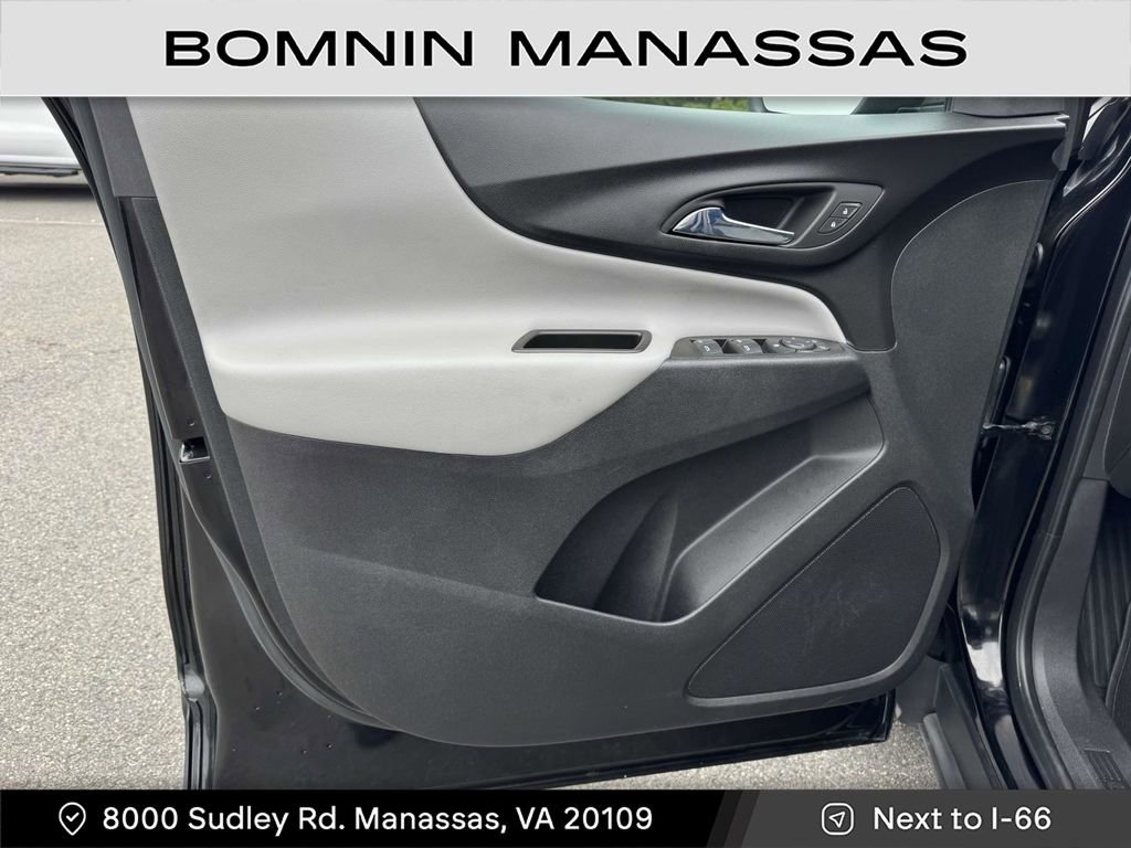 Used 2023 Chevrolet Equinox LS w/ LS Convenience Package image 8
