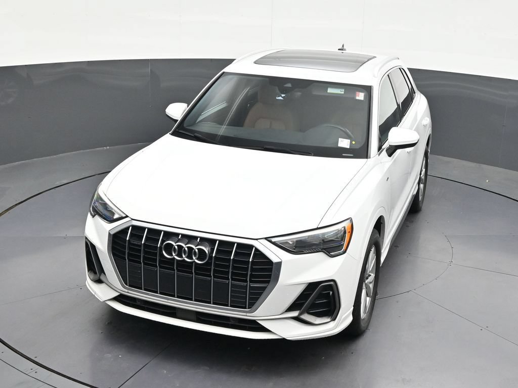 Used 2021 Audi Q3 2.0T Premium w/ Convenience Package AWD/4WD image 22