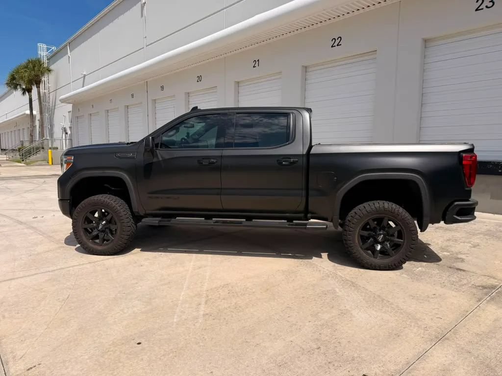 Used 2021 GMC Sierra 1500 Denali RWD image 8