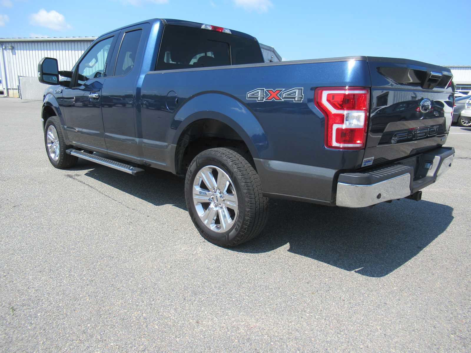 Used 2020 Ford F150 XLT w/ Equipment Group 302A Luxury AWD/4WD image 7