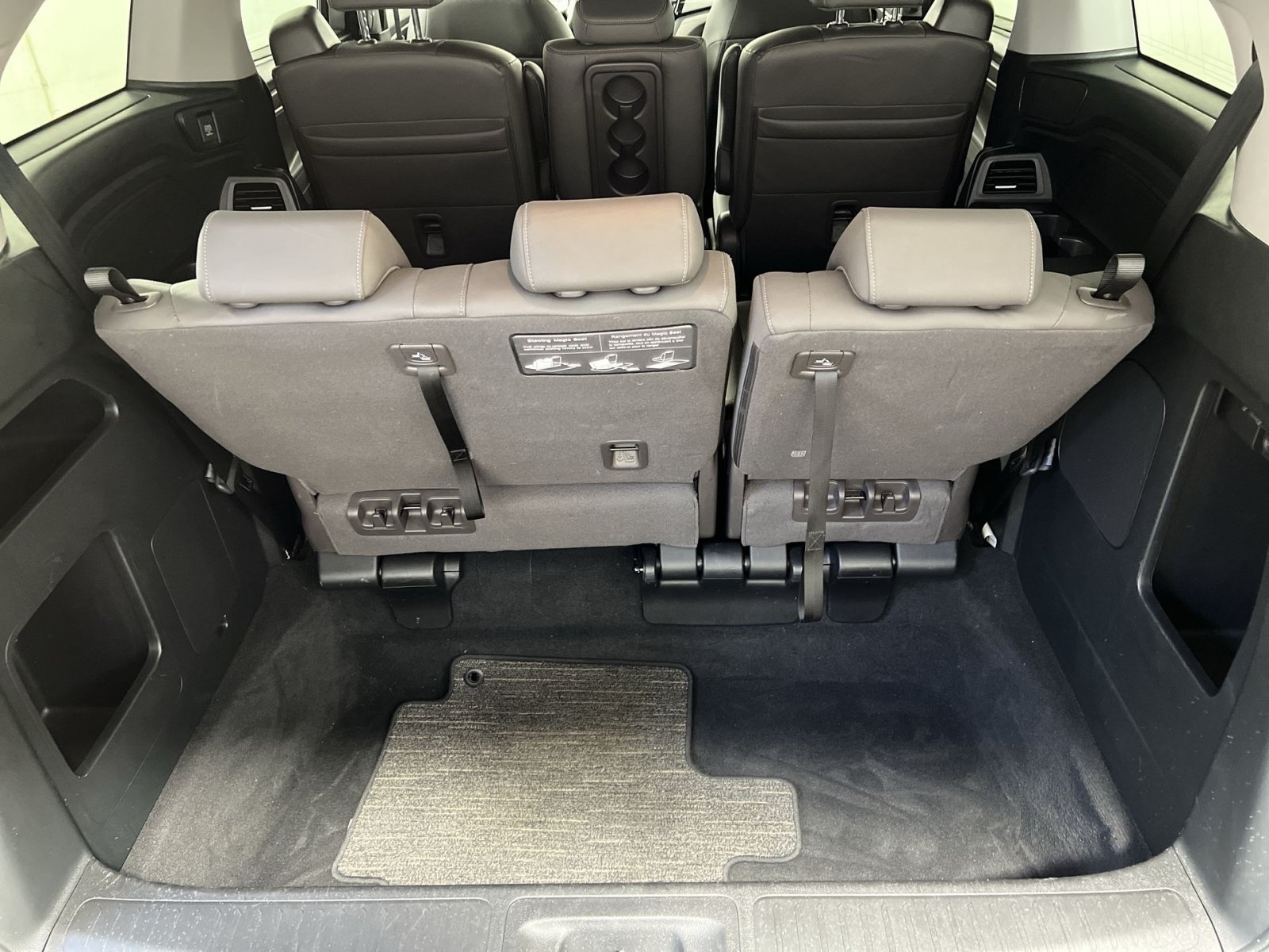Used 2023 Honda Odyssey EX-L image 24