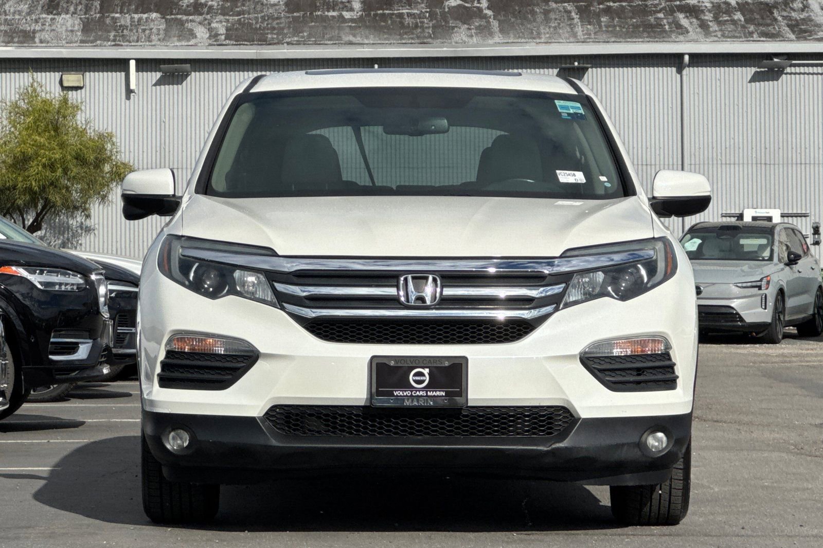 Used 2017 Honda Pilot EX-L image 10