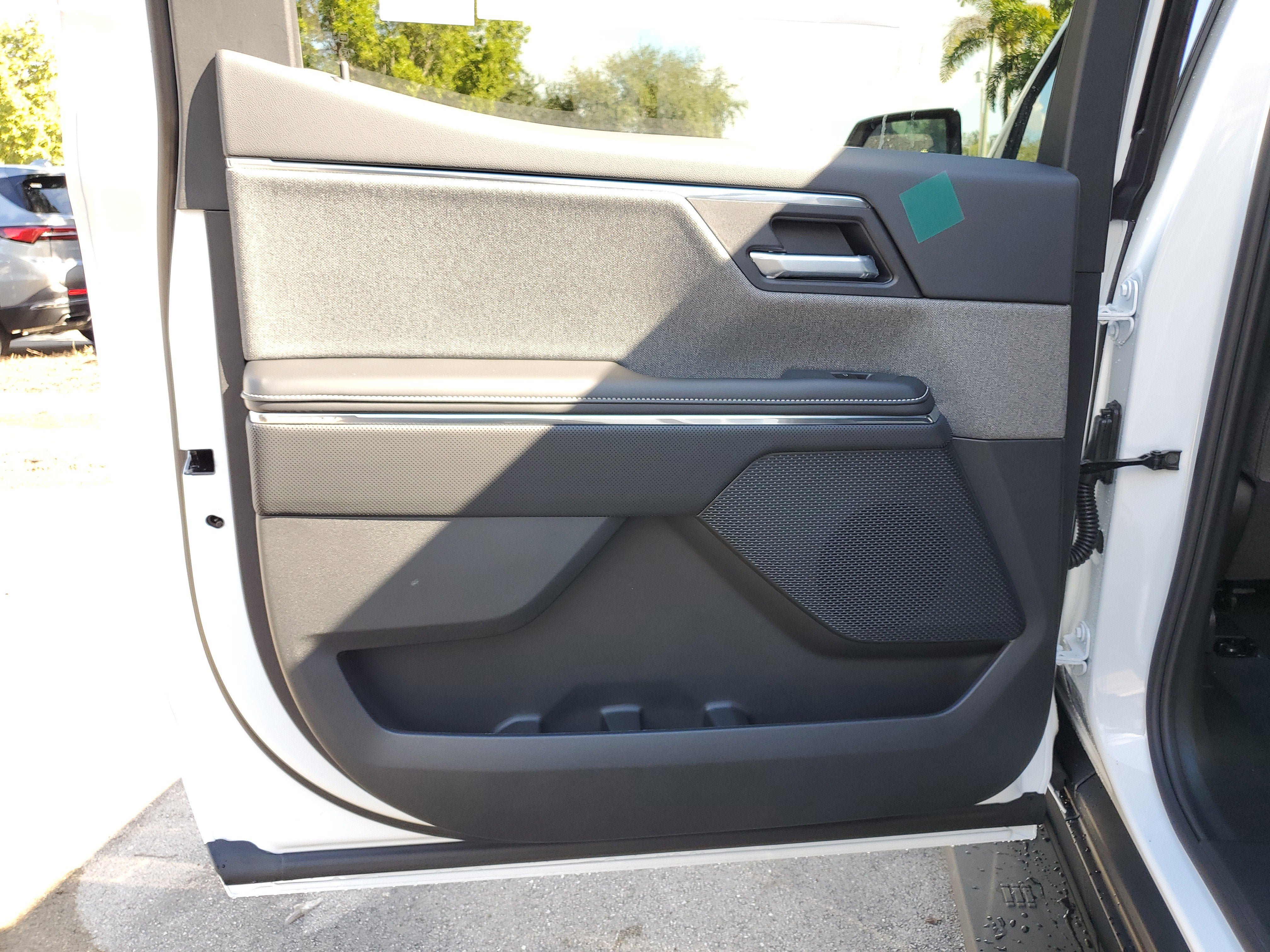 New 2026 GMC Sierra EV Elevation AWD/4WD image 8