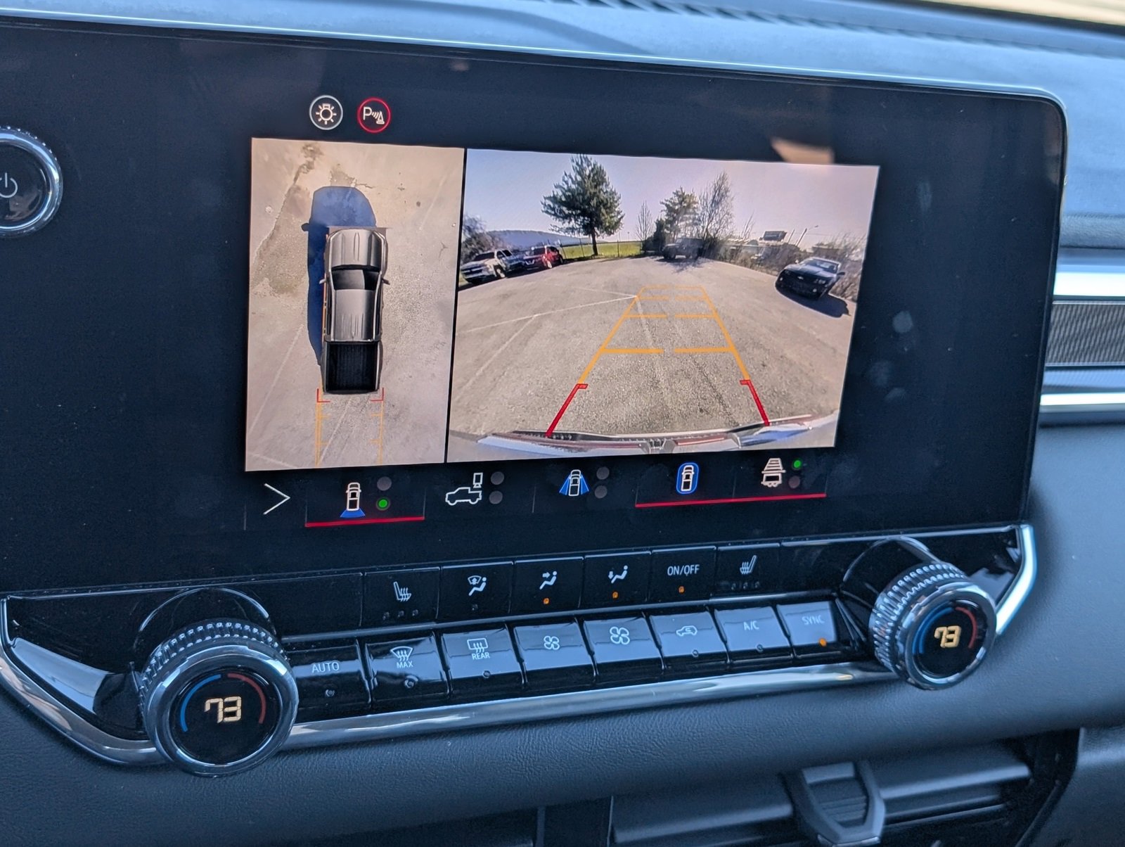 Used 2025 GMC Canyon Elevation w/ Convenience Package image 9