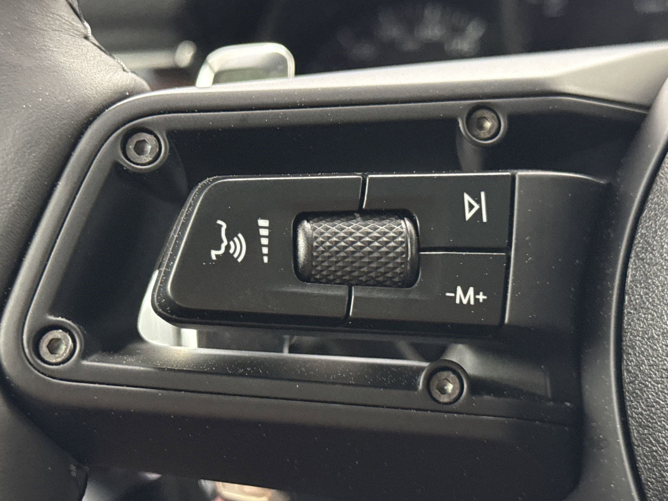 New 2025 Porsche Macan image 16