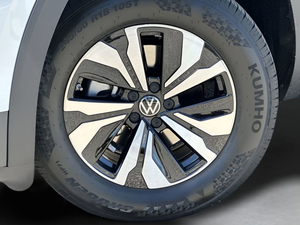 New 2026 Volkswagen Atlas Cross Sport SE image 10