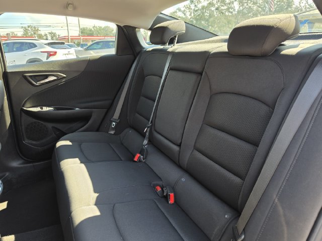 Used 2025 Chevrolet Malibu LT FWD image 19