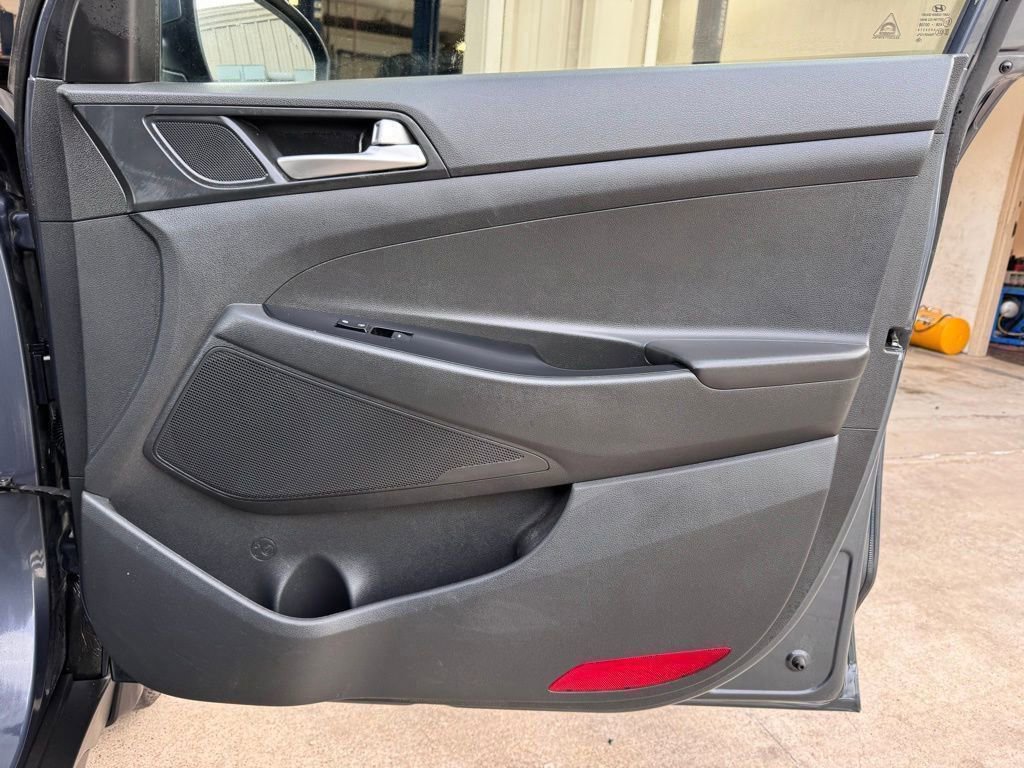 Used 2021 Hyundai Tucson Value FWD image 19