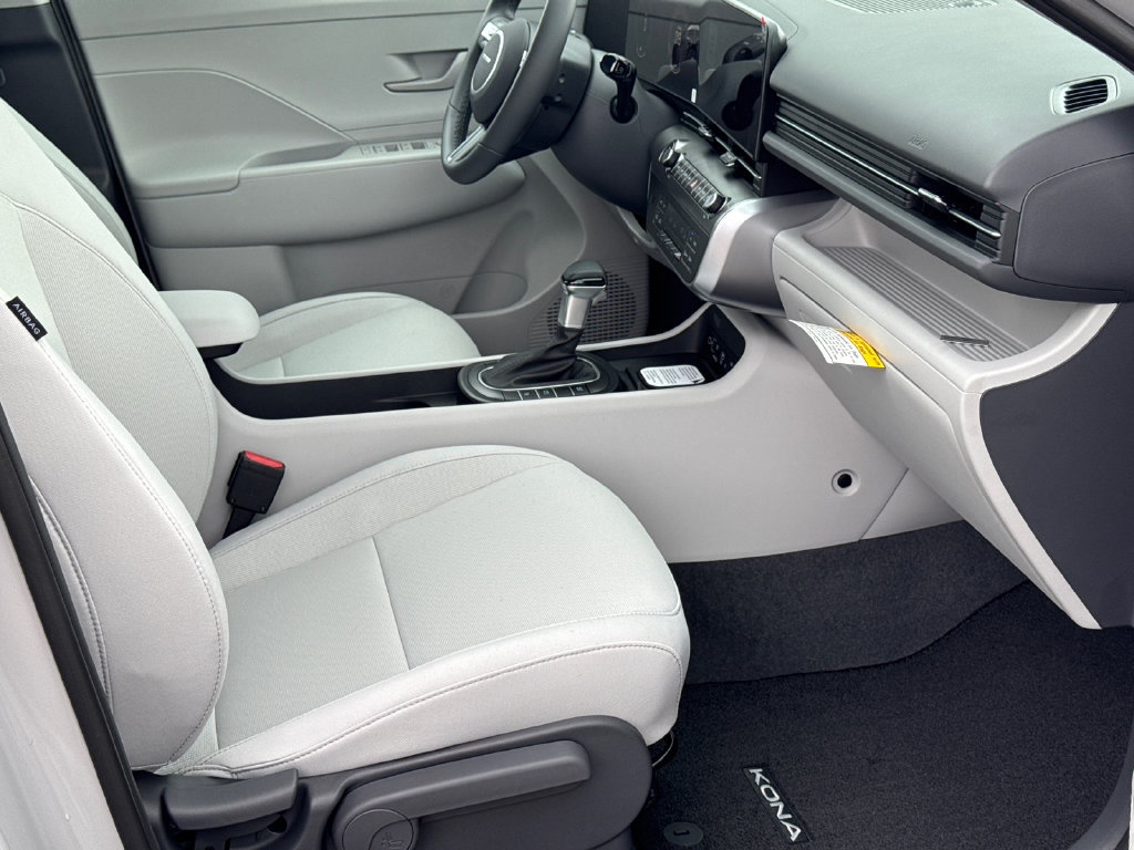 New 2027 Hyundai Kona SEL Sport FWD image 7