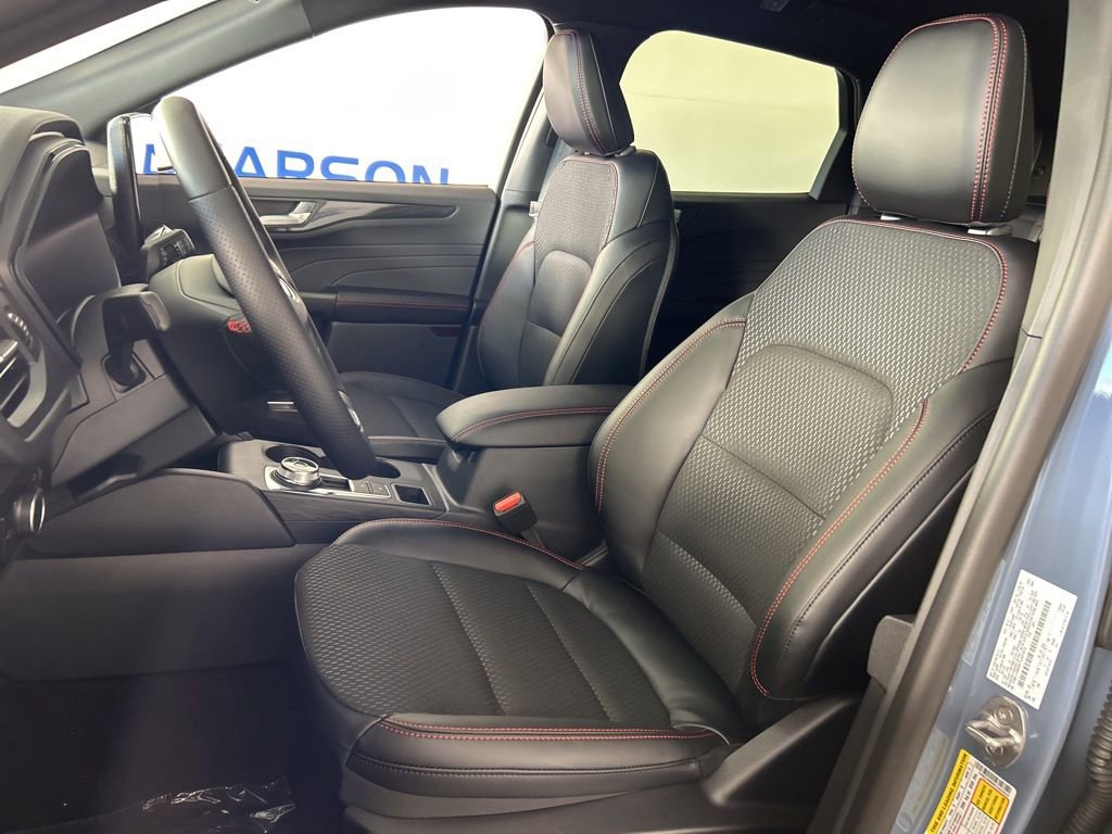 New 2026 Ford Escape ST-Line w/ Tech Pack #1 image 17