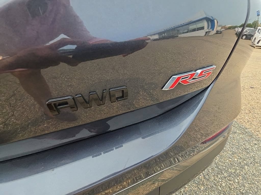 Used 2023 Chevrolet Equinox RS AWD/4WD image 35