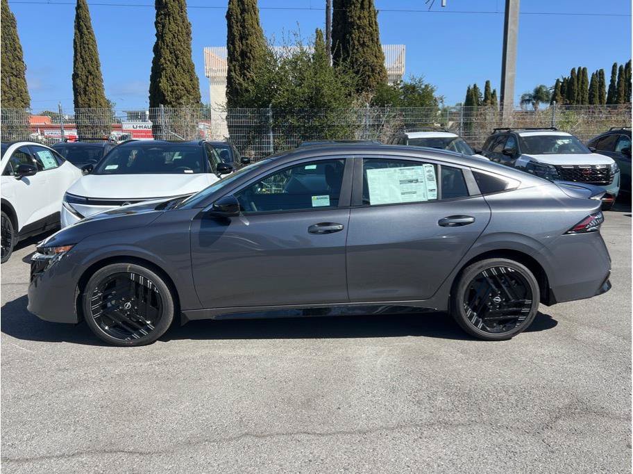 New 2027 Nissan Sentra SR FWD image 7