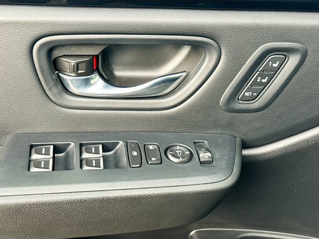 Used 2025 Honda Pilot EX-L image 22