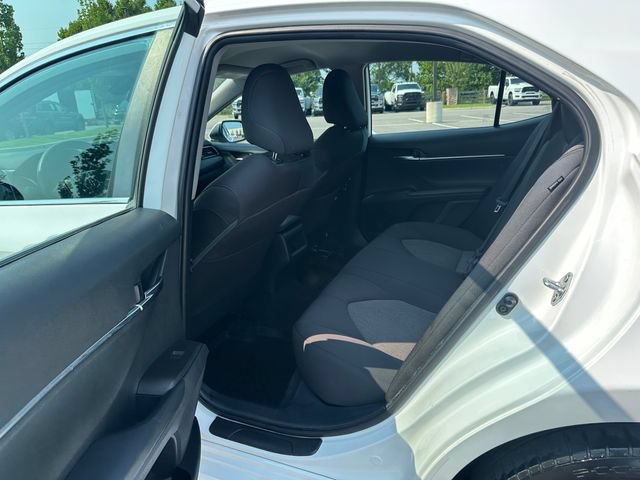 Used 2021 Toyota Camry LE FWD image 14