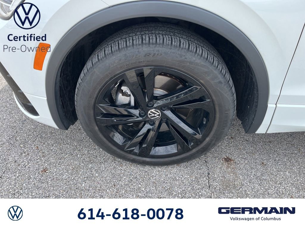 Used 2023 Volkswagen Tiguan SE R-Line image 17
