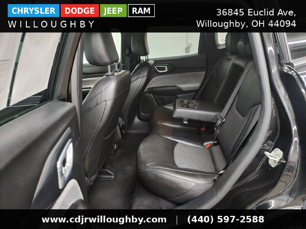 Used 2024 Jeep Compass Latitude AWD/4WD image 25