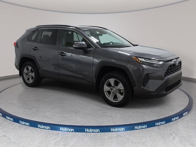 Certified 2022 Toyota RAV4 XLE w/ Convenience Package AWD/4WD image 4