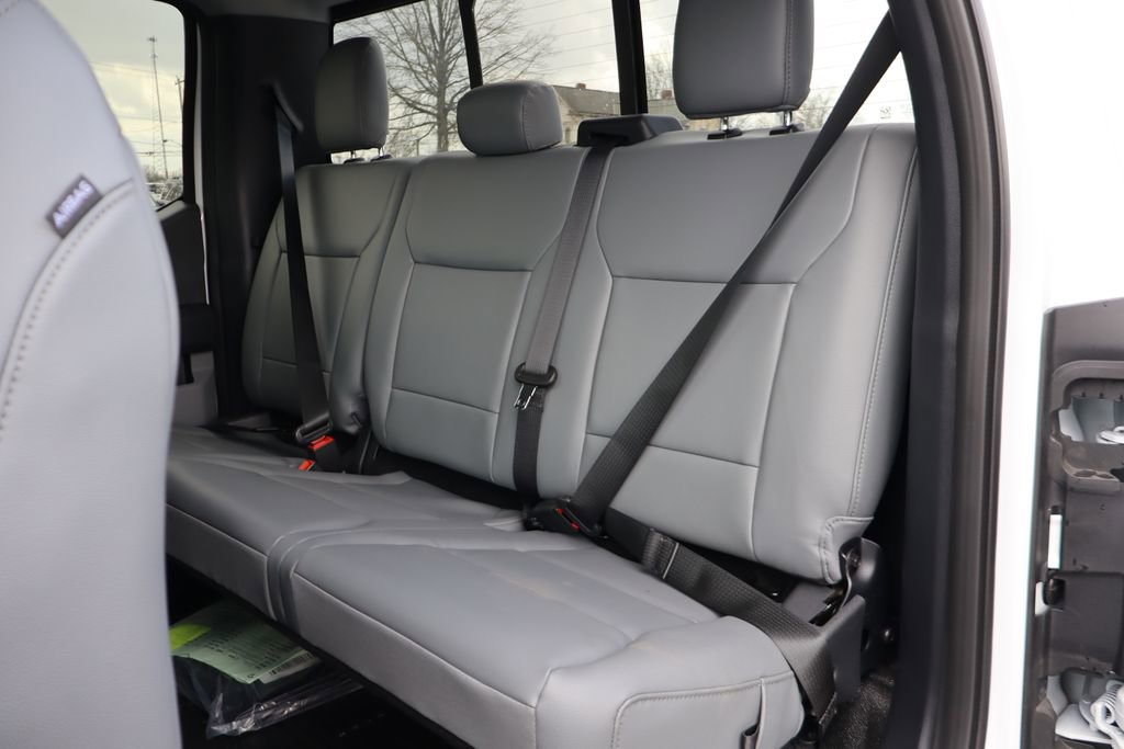 New 2026 Ford F550 4x4 Supercab Super Duty image 11