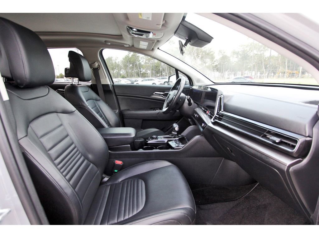 Used 2023 Kia Sportage SX image 26