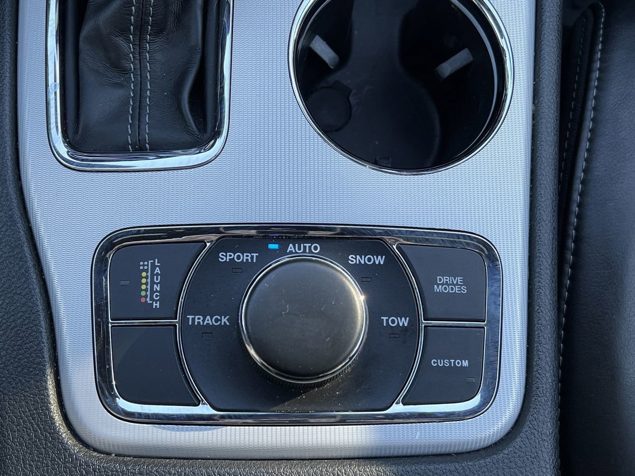 Used 2020 Jeep Grand Cherokee SRT image 11