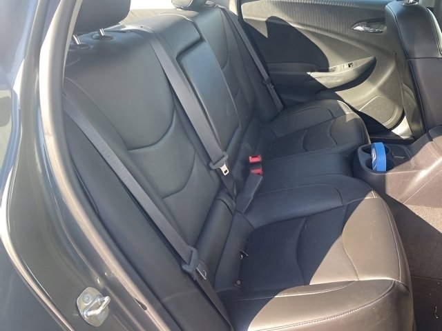 Used 2017 Chevrolet Volt LT w/ Comfort Package image 8