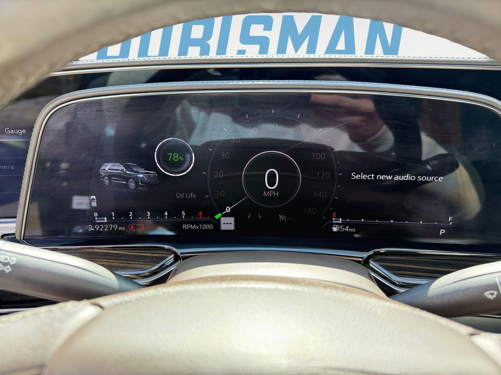 Used 2021 Cadillac Escalade ESV Premium Luxury w/ LPO, Radiant Package image 19