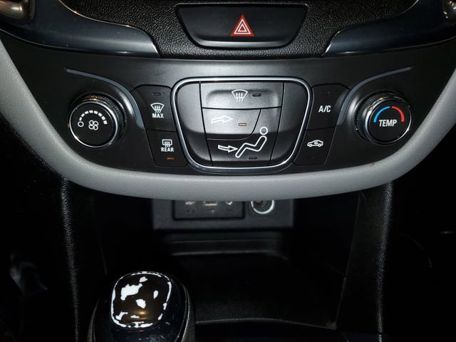 Used 2020 Chevrolet Equinox LS w/ LS Convenience Package image 19