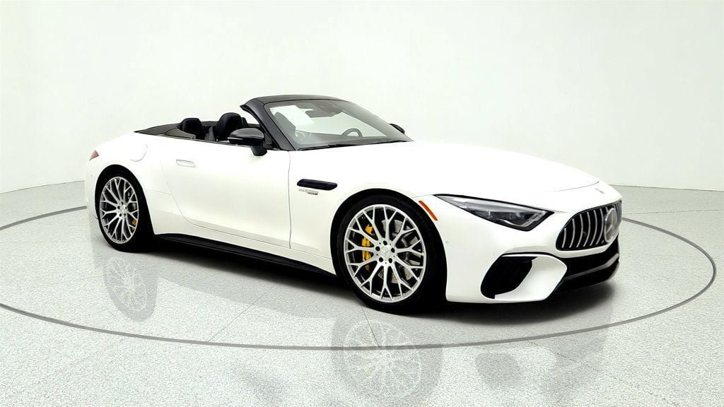 Used 2022 Mercedes-Benz SL 55 AMG 4MATIC w/ Driver Assistance Package image 3