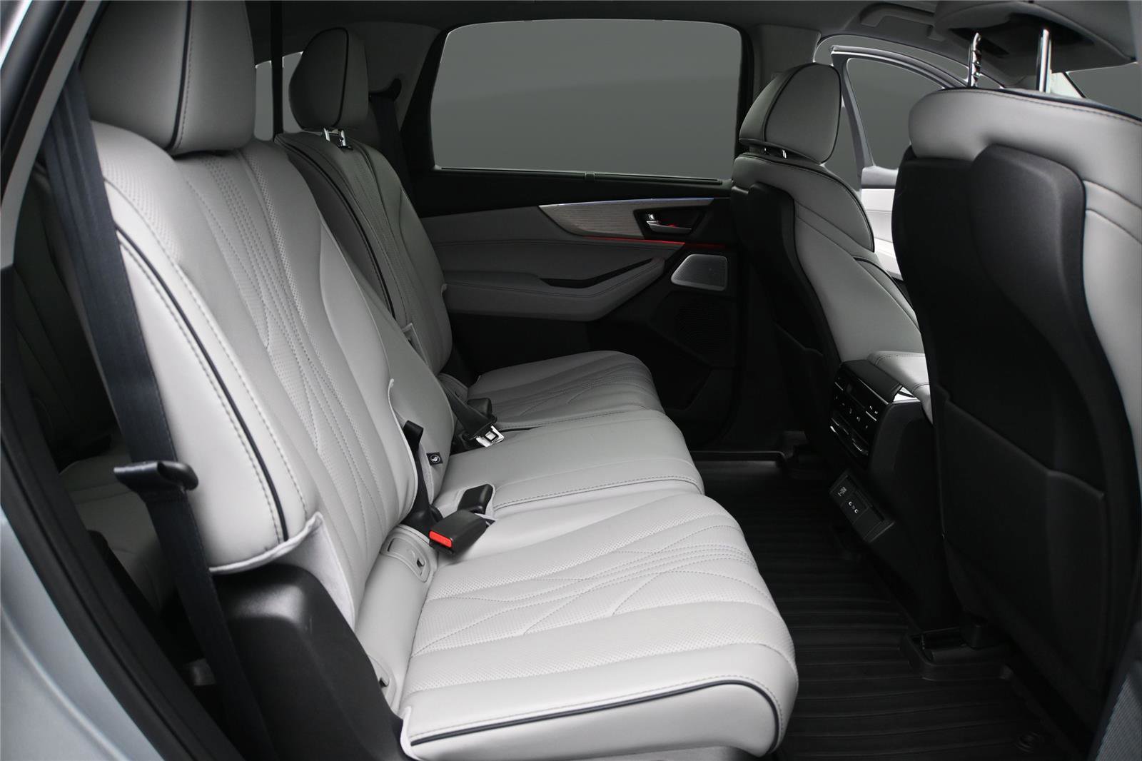 Certified 2026 Acura MDX SH-AWD w/ Advance Package image 20