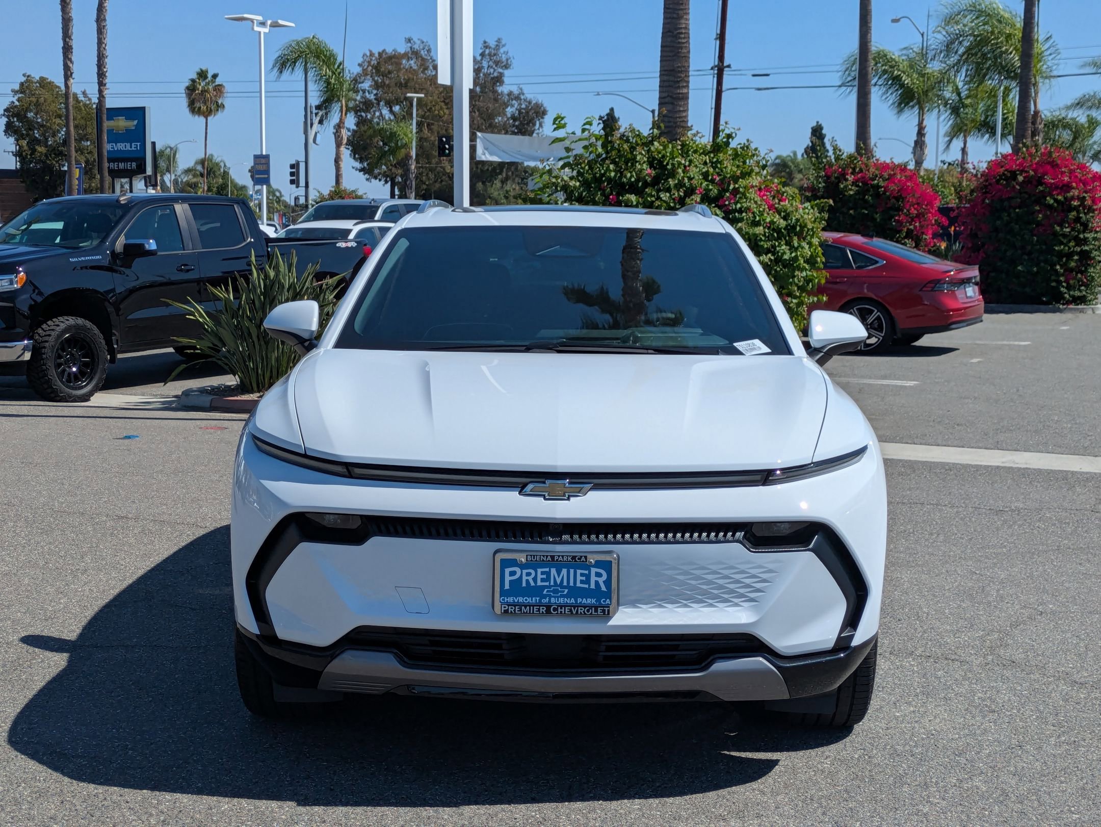 New 2026 Chevrolet Equinox EV LT w/ Convenience Package II image 8