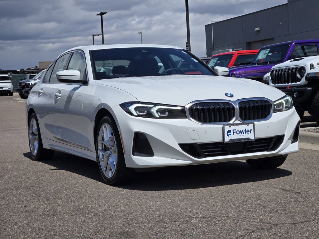 Used 2025 BMW 330i xDrive Sedan AWD/4WD image 2